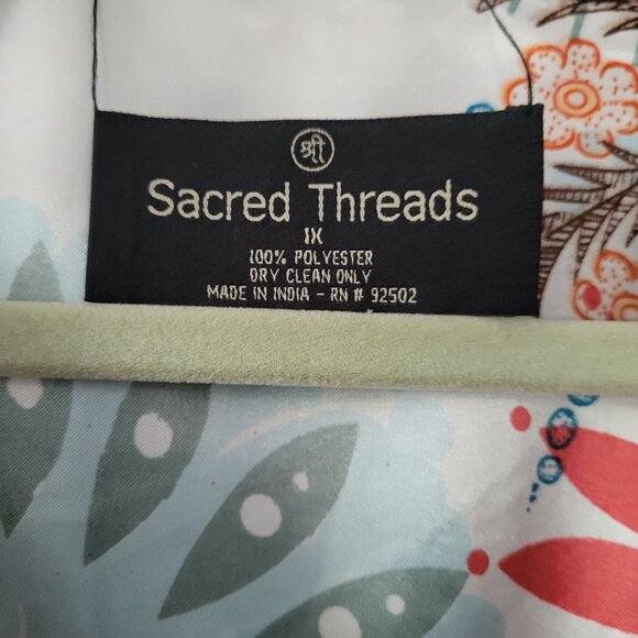 Sacred Threads Reversable Robe - Picture 2 of 7